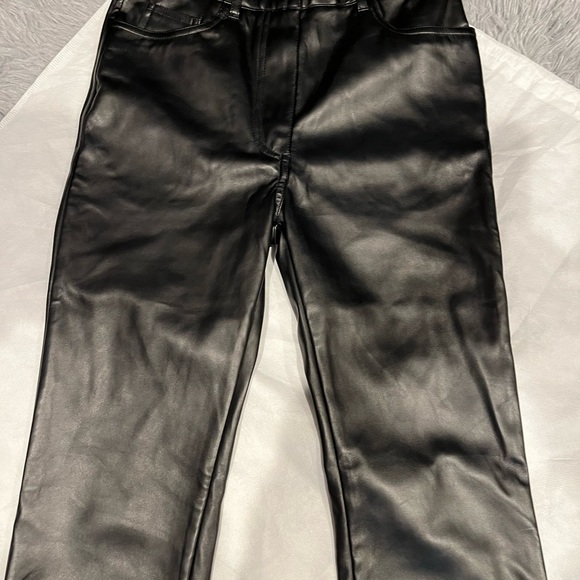 Women’s SIX/FIFTY Faux Leather Boot Cut Jeans sz XS - Picture 2 of 6